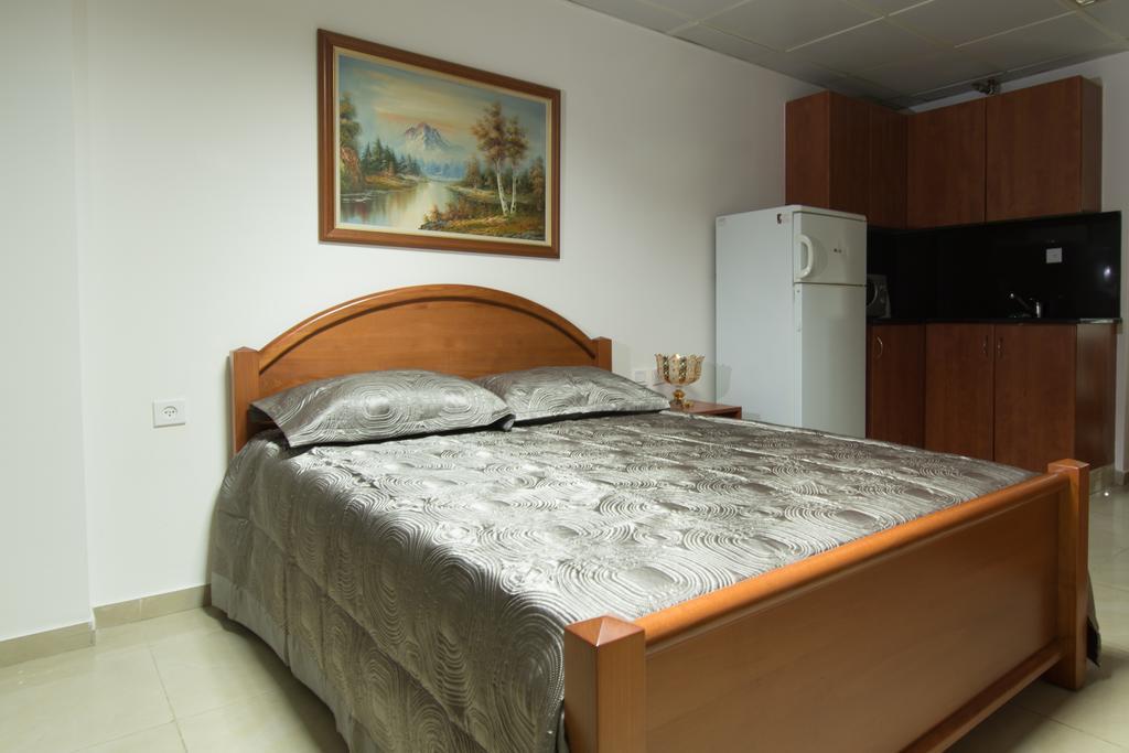Hotel Rothschild 37 Bat Yam Bilik gambar